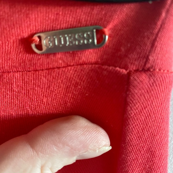 Guess skirt extra small - Picture 2 of 4